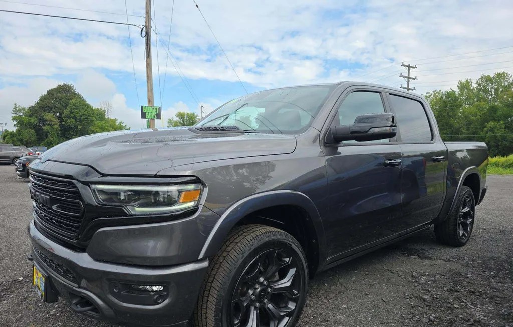 2023 RAM 1500 LIMITED CREW CAB SHORT BED - 1