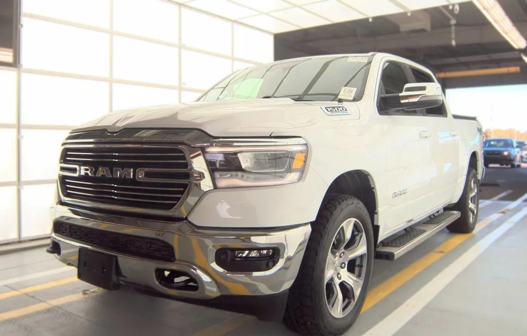2024 RAM 1500 LARAMIE CREW CAB SHORT BED - 1