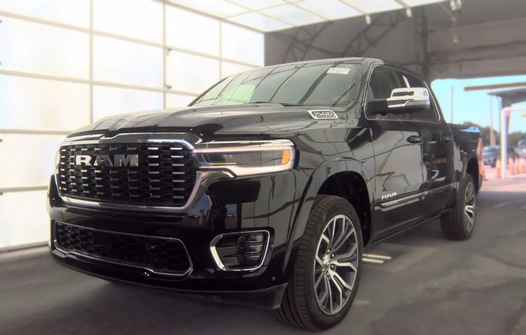 2025 RAM 1500 TUNGSTEN CREW CAB SHORT BED - 1