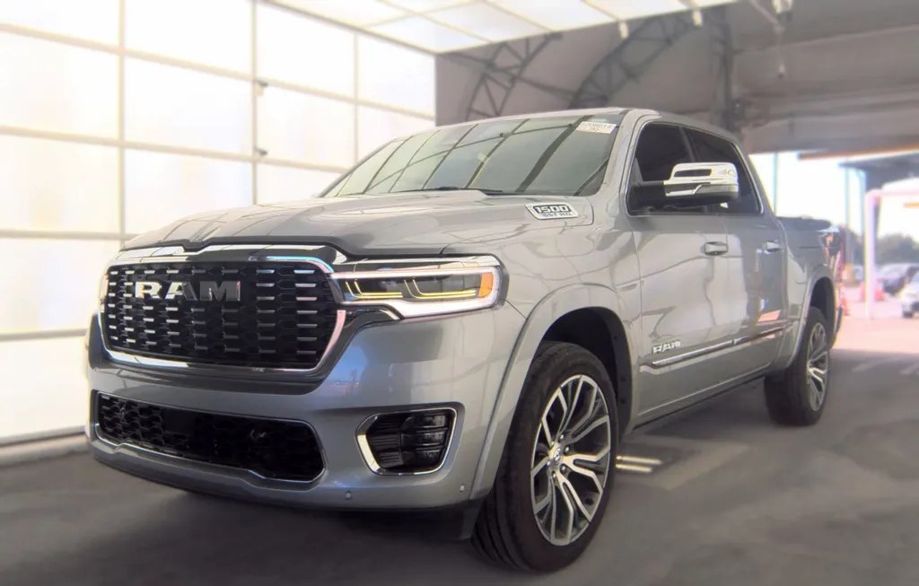 2025 RAM 1500 TUNGSTEN CREW CAB SHORT BED - 1