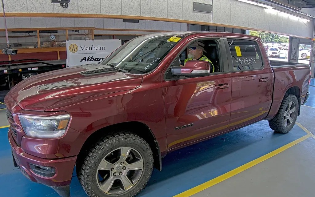 2020 RAM 1500 SPORT CREW CAB SHORT BED - 1