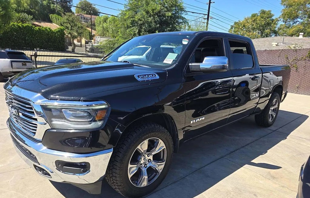 2023 RAM 1500 LARAMIE CREW CAB MEDIUM BED - 1