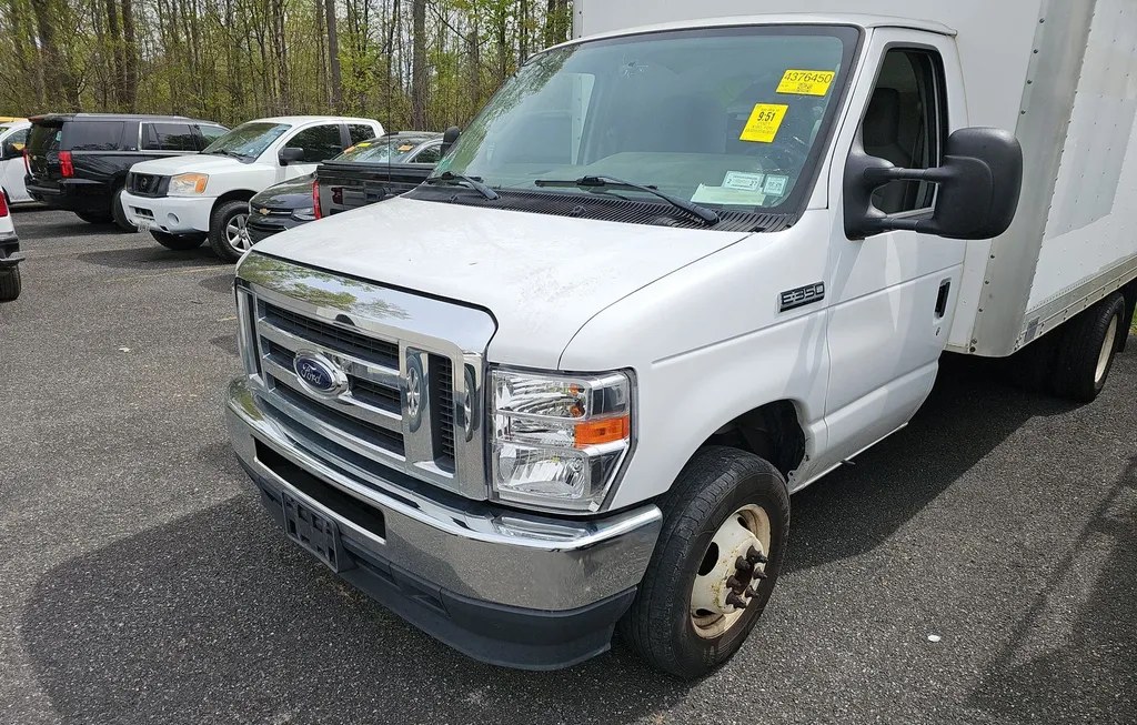 2021 FORD E-350 CUTAWAY DRW - 1