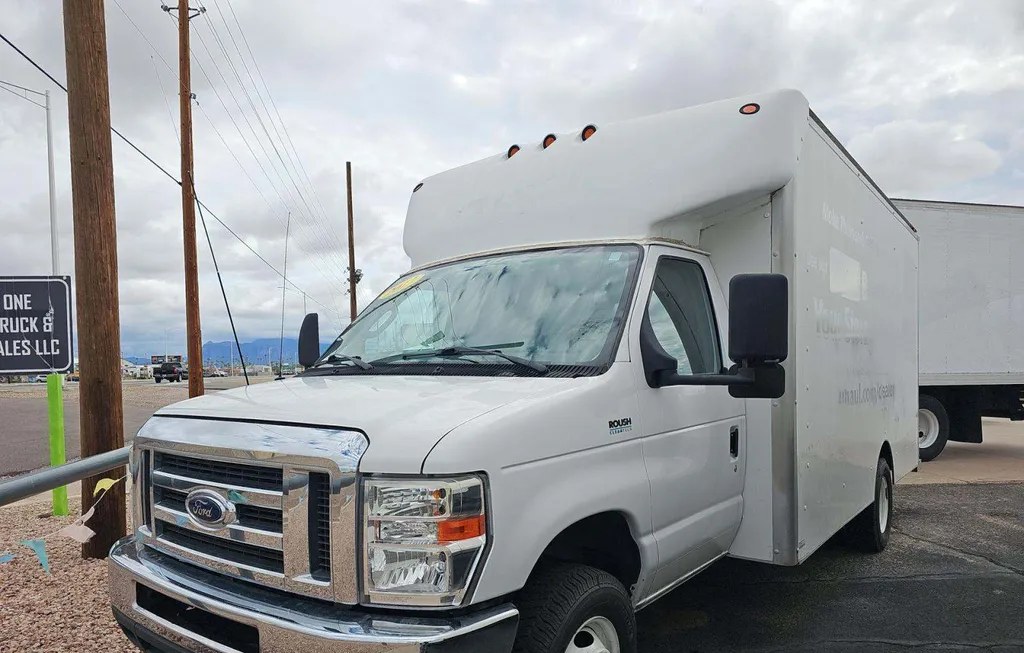 2017 FORD SUPER DUTY E-450 CUTAWAY DRW - 1