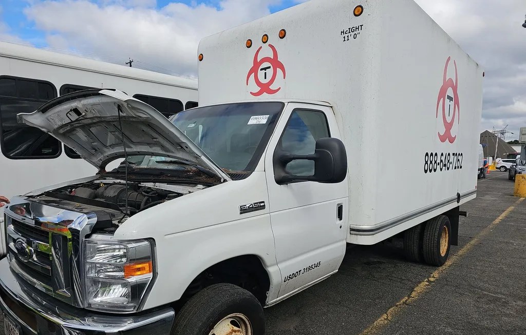 2019 FORD SUPER DUTY E-450 CUTAWAY DRW - 1