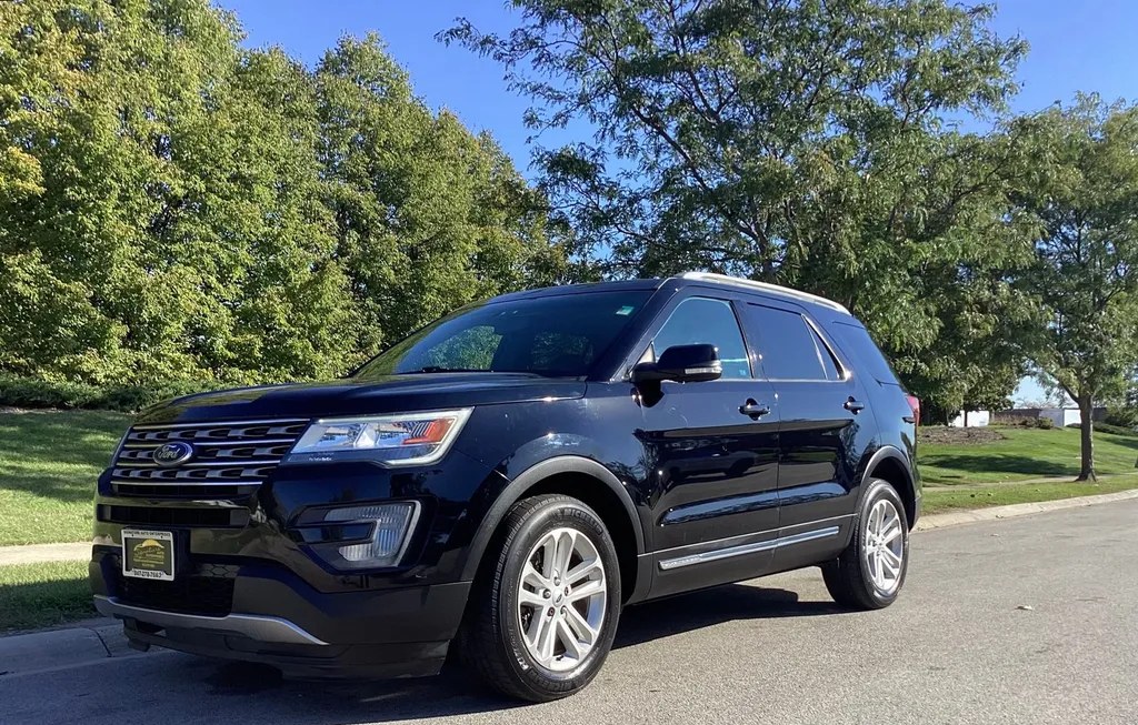 2017 FORD EXPLORER XLT - 1