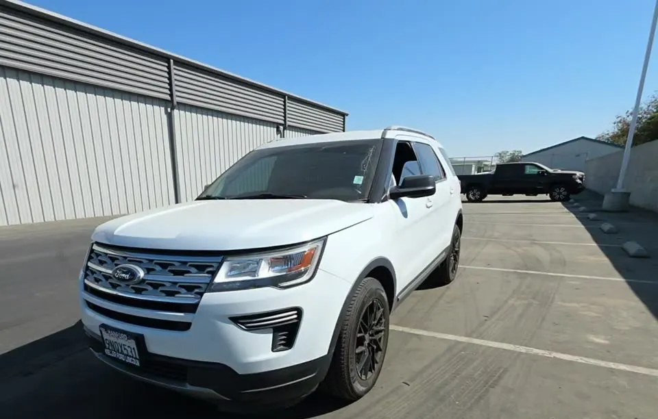 2019 FORD EXPLORER XLT - 1