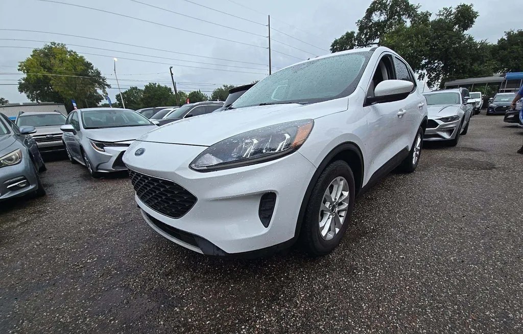 2021 FORD ESCAPE SE - 1