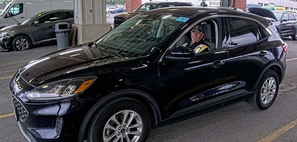 2021 FORD ESCAPE SE - 1