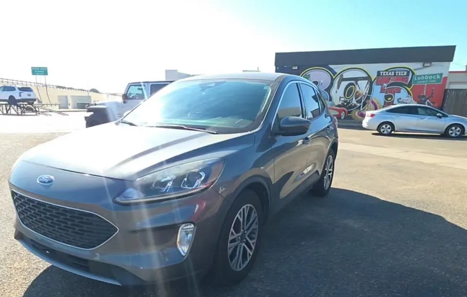 2022 FORD ESCAPE SEL - 1