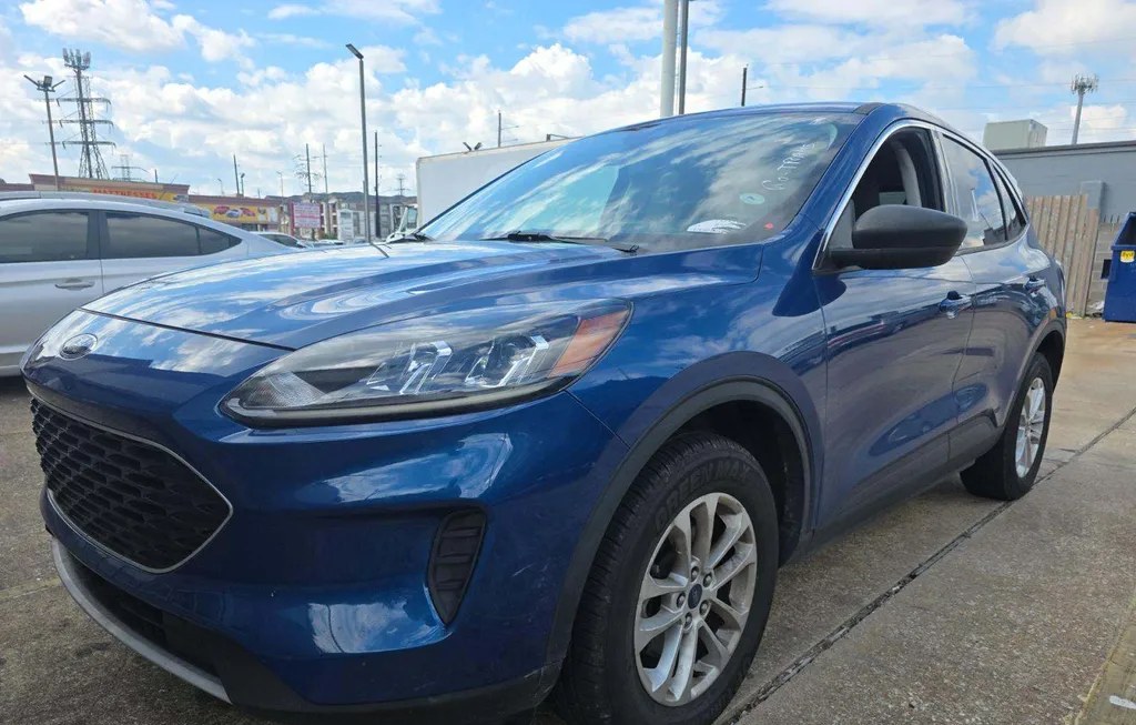 2022 FORD ESCAPE SE - 1