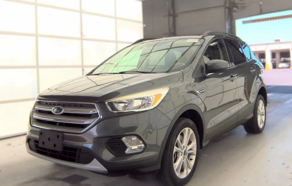2018 FORD ESCAPE SE - 1