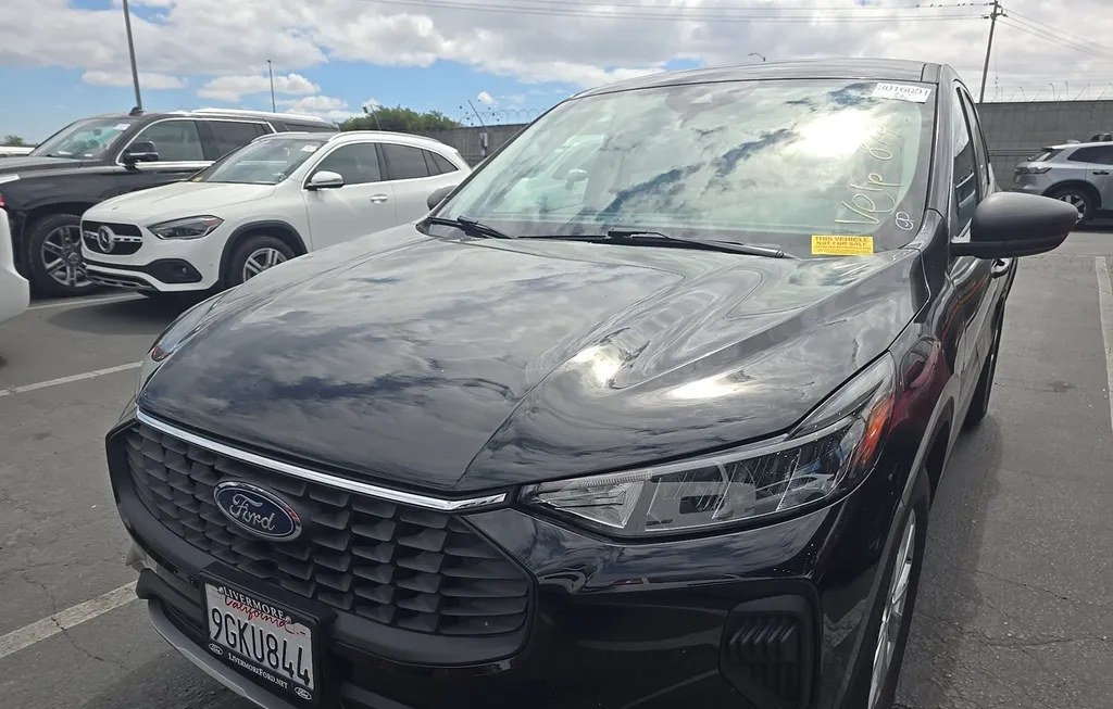 2023 FORD ESCAPE ACTIVE - 1