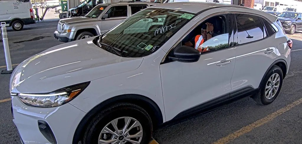 2023 FORD ESCAPE ACTIVE - 1
