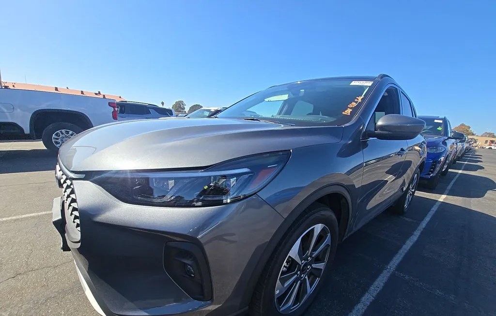 2025 FORD ESCAPE PLATINUM - 1