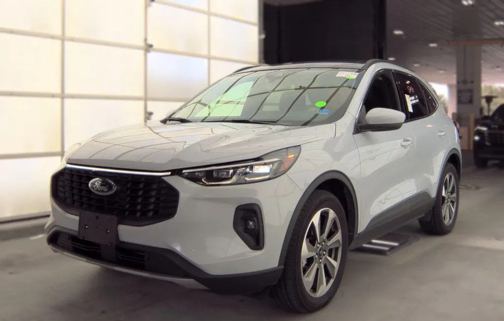 2025 FORD ESCAPE PLATINUM - 1