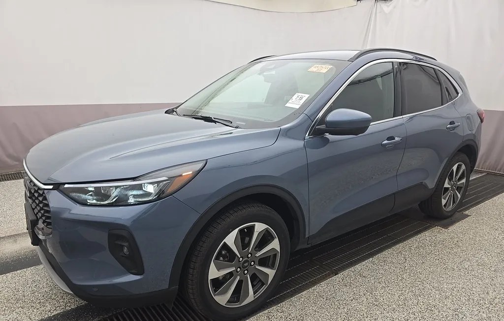 2024 FORD ESCAPE PLATINUM - 1