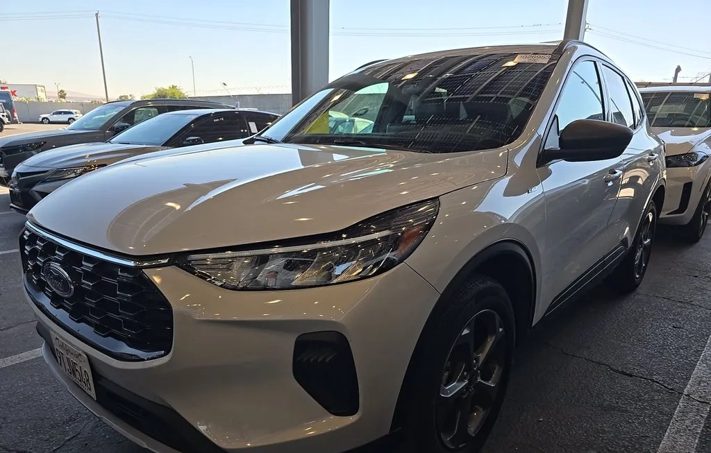 2025 FORD ESCAPE ST-LINE - 1