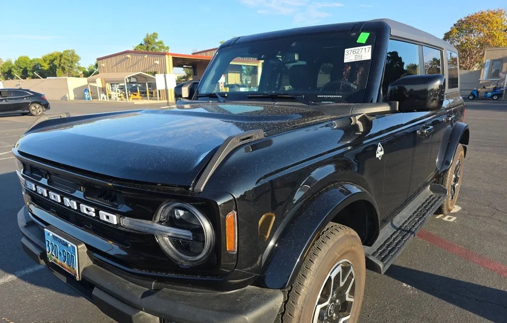 2025 FORD BRONCO OUTER BANKS - 1
