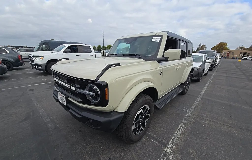 2025 FORD BRONCO OUTER BANKS - 1