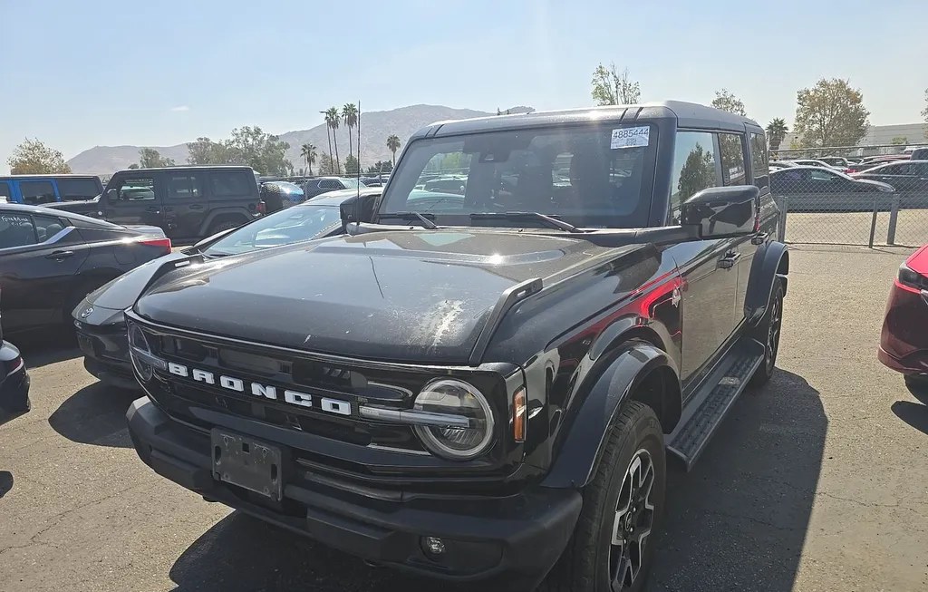 2025 FORD BRONCO OUTER BANKS - 1