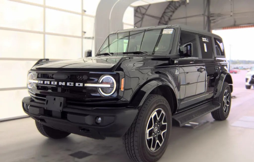 2025 FORD BRONCO OUTER BANKS - 1