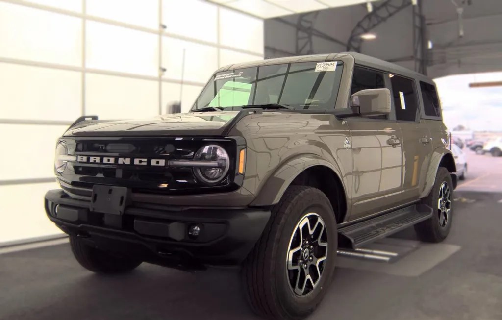 2025 FORD BRONCO OUTER BANKS - 1