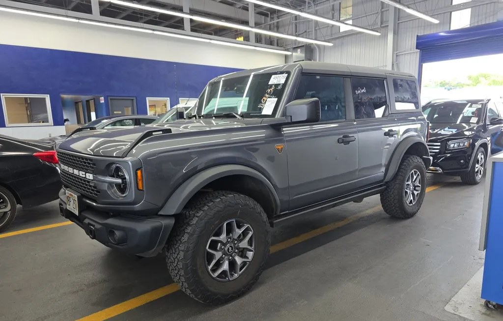 2025 FORD BRONCO BADLANDS ADVANCED - 1