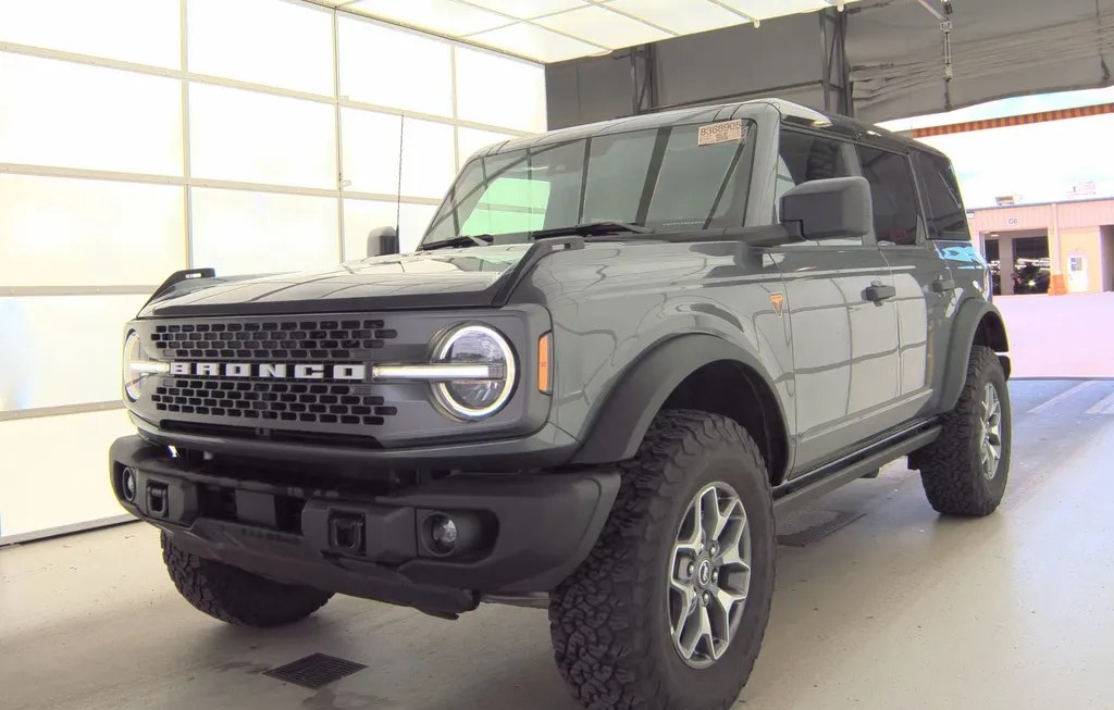 2025 FORD BRONCO BADLANDS ADVANCED - 1