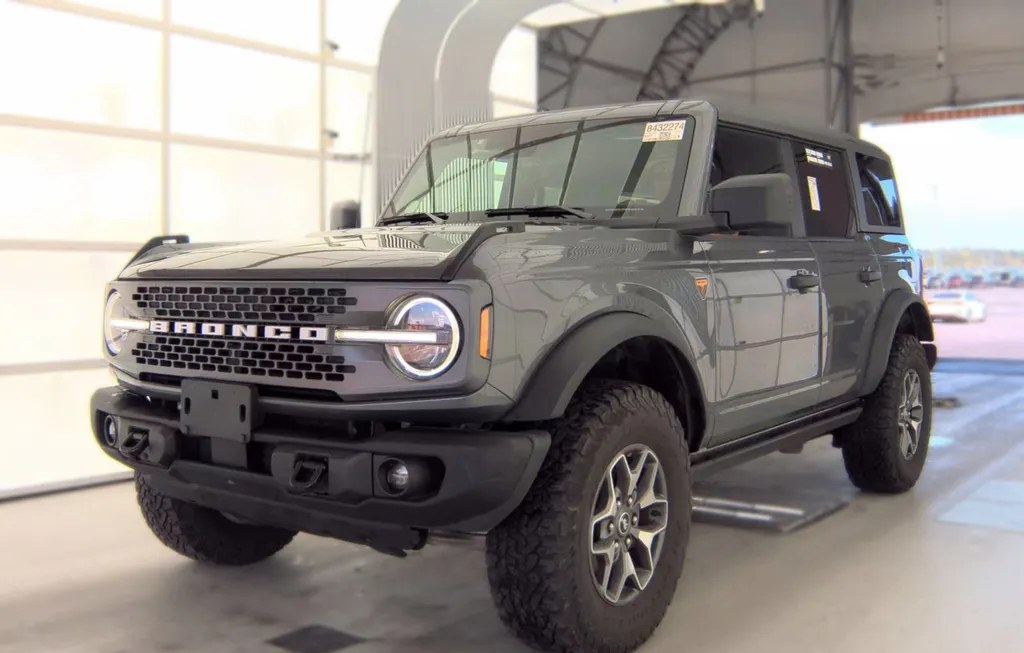 2025 FORD BRONCO BADLANDS ADVANCED - 1
