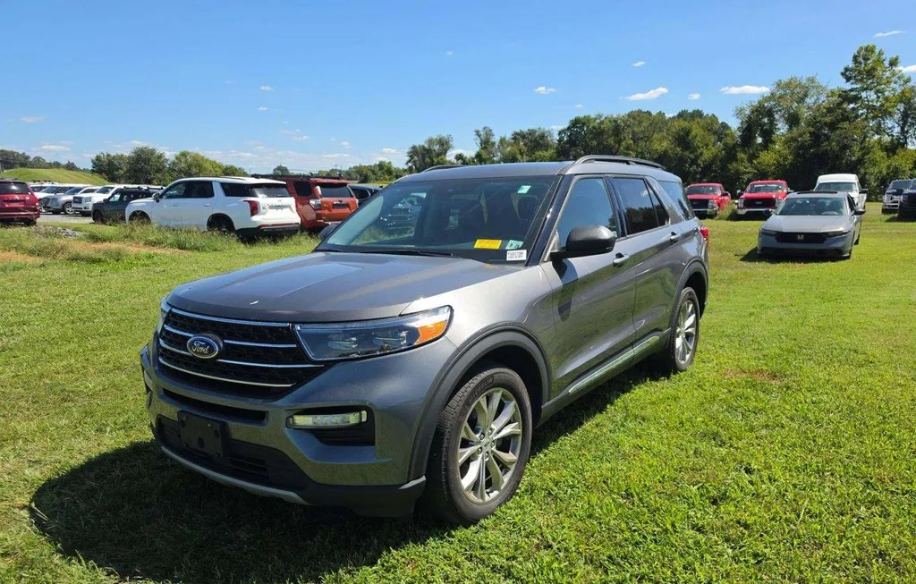 2023 FORD EXPLORER XLT - 1