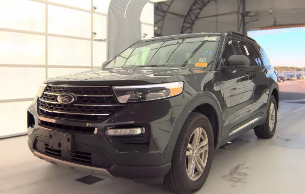 2023 FORD EXPLORER XLT - 1