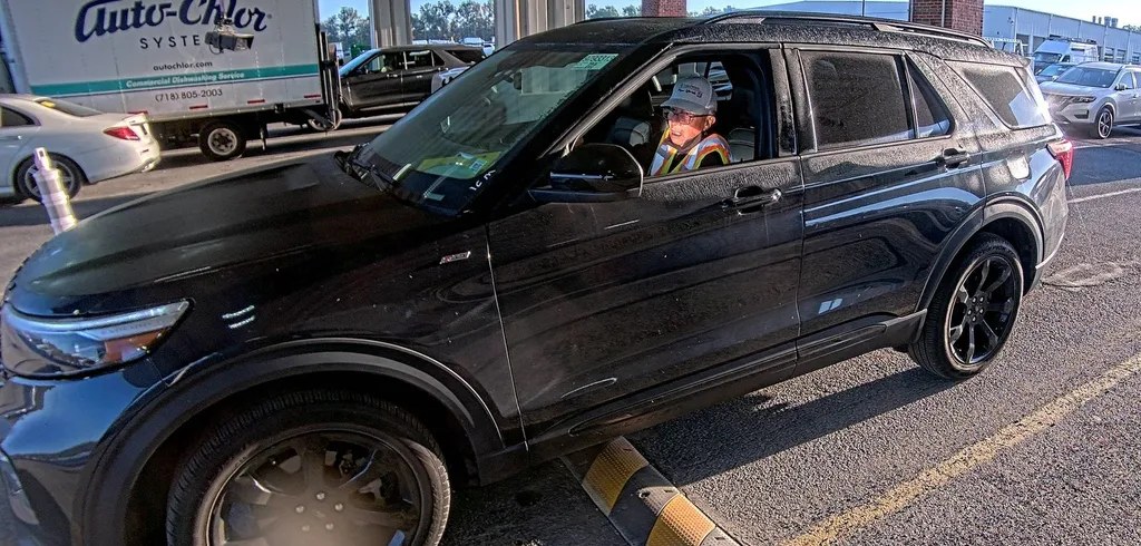 2023 FORD EXPLORER ST-LINE - 1