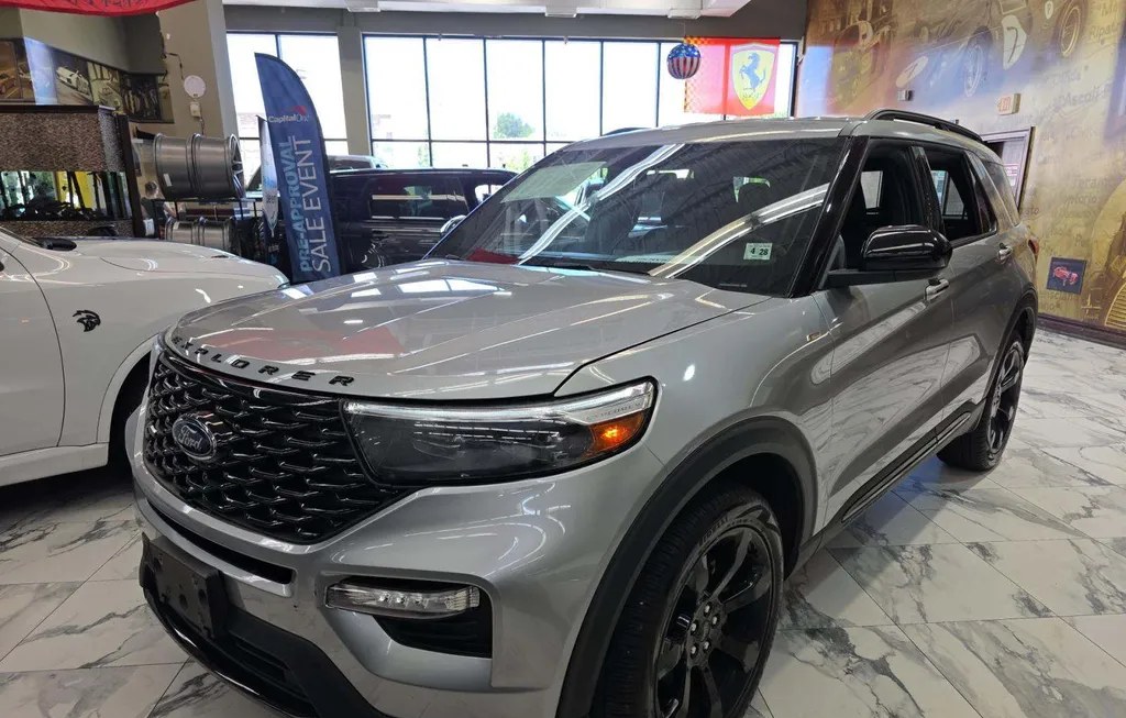 2023 FORD EXPLORER ST-LINE - 1