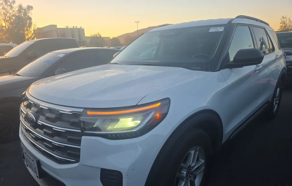 2025 FORD EXPLORER ACTIVE - 1
