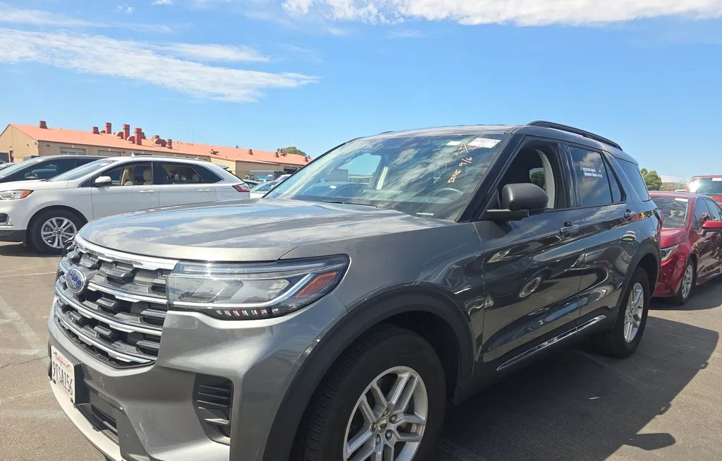 2025 FORD EXPLORER ACTIVE - 1