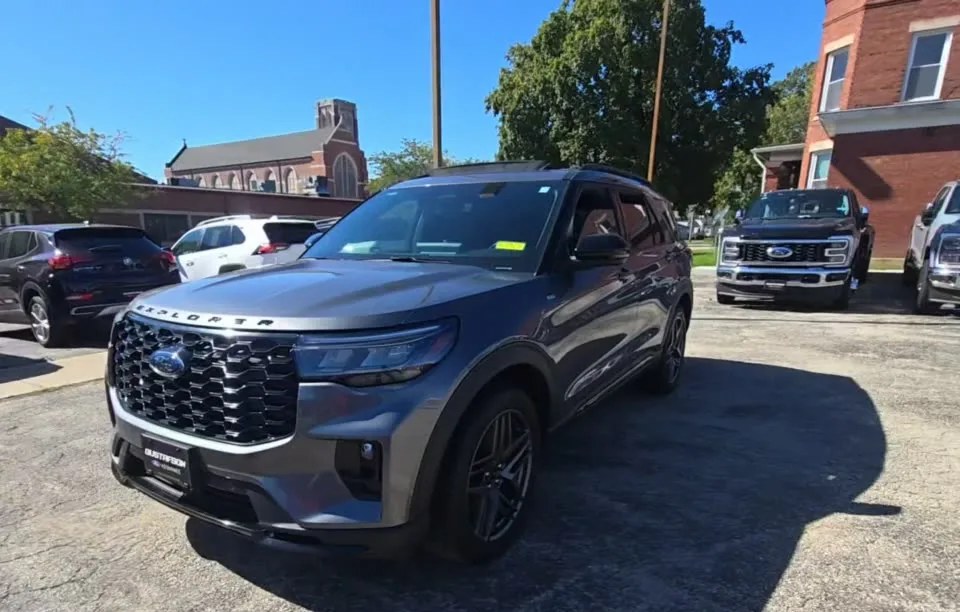 2025 FORD EXPLORER ST-LINE - 1