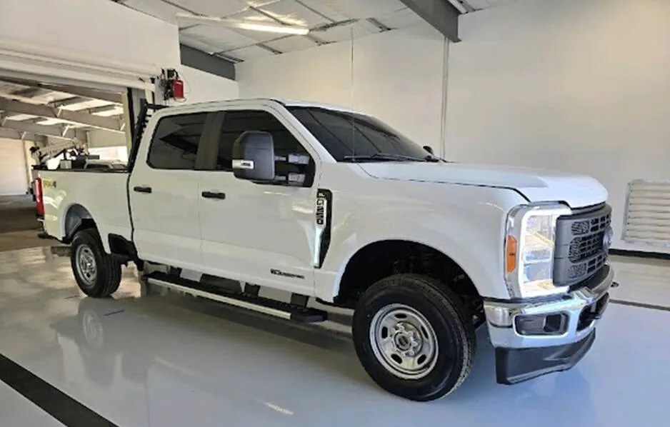 2023 FORD SUPER DUTY F-250 XL CREW CAB MEDIUM BED - 1
