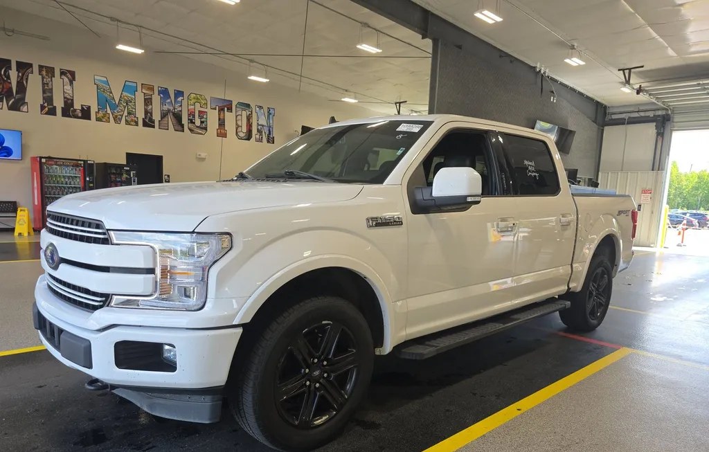 2019 FORD F-150 LARIAT CREW CAB SHORT BED - 1