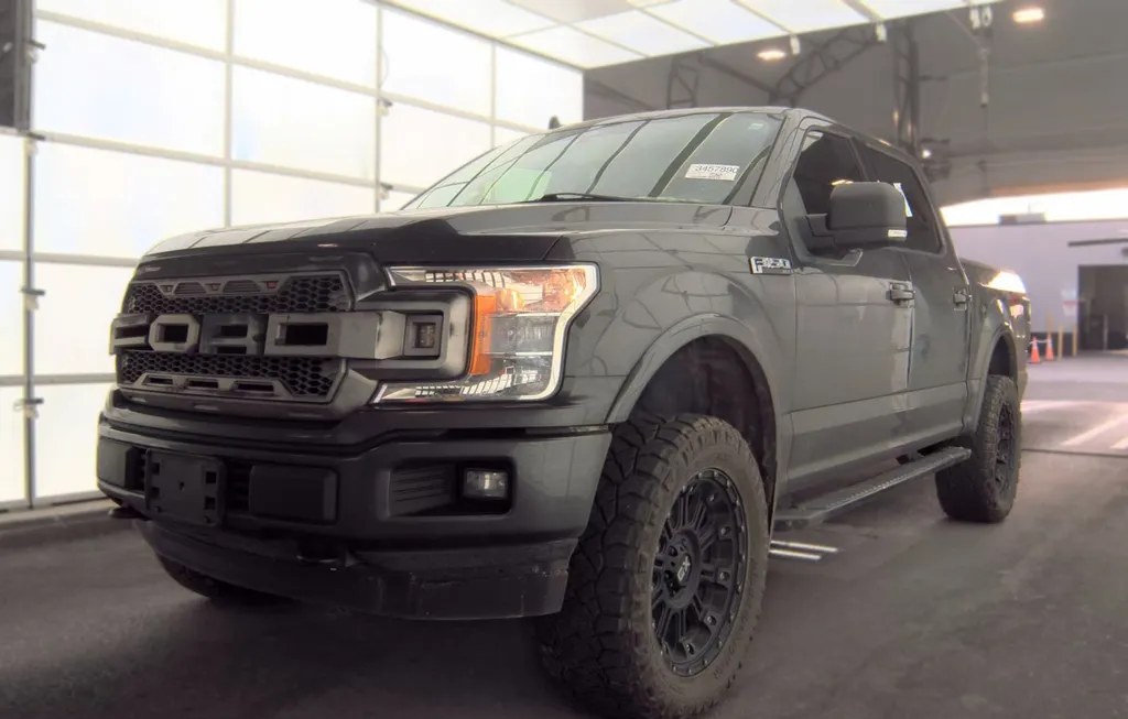 2019 FORD F-150 XLT CREW CAB SHORT BED - 1