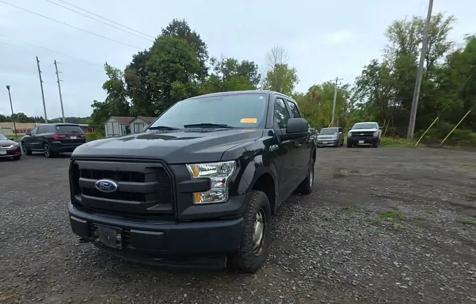 2017 FORD F-150 XL CREW CAB SHORT BED - 1