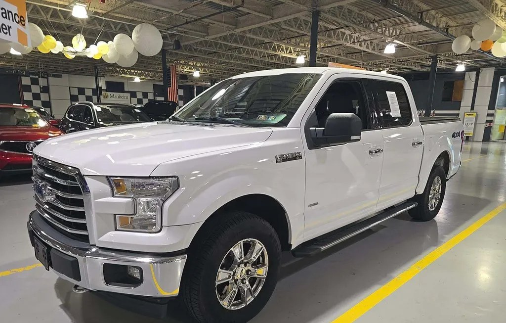 2017 FORD F-150 XLT CREW CAB SHORT BED - 1