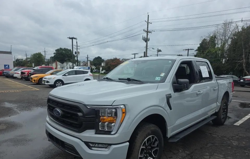 2023 FORD F-150 XLT CREW CAB SHORT BED - 1