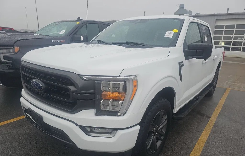 2023 FORD F-150 XLT CREW CAB SHORT BED - 1