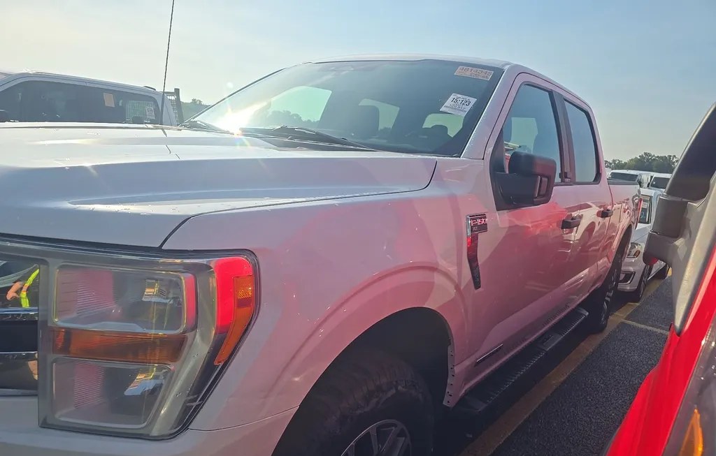 2021 FORD F-150 XLT CREW CAB MEDIUM BED - 1