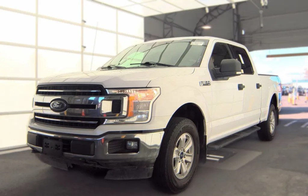 2019 FORD F-150 XLT CREW CAB MEDIUM BED - 1