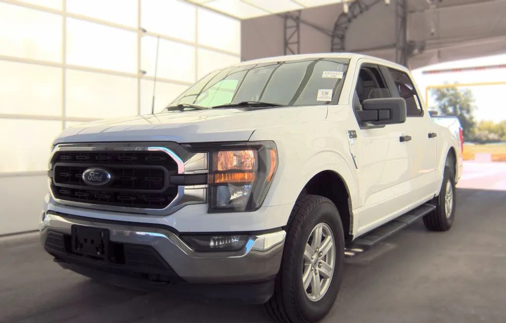 2023 FORD F-150 XLT CREW CAB SHORT BED - 1