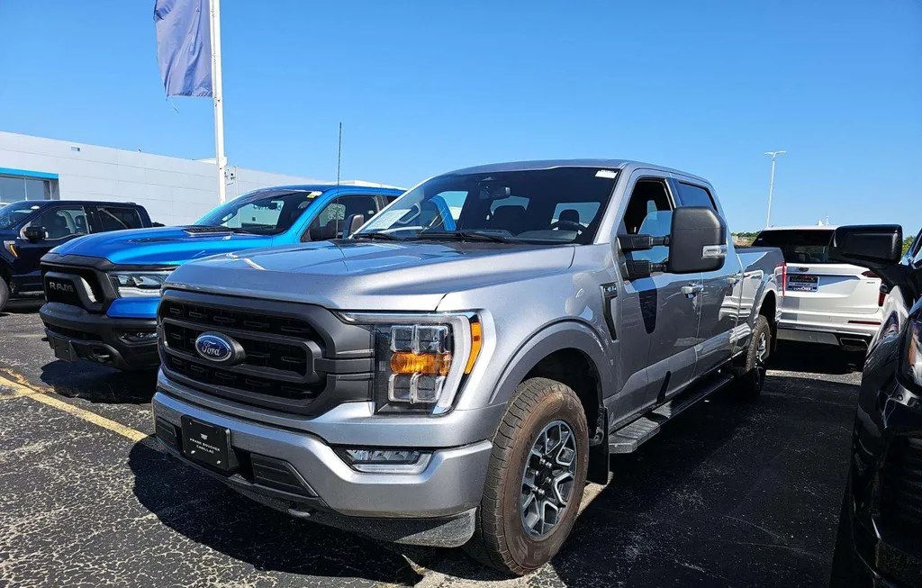 2023 FORD F-150 XLT CREW CAB MEDIUM BED - 1