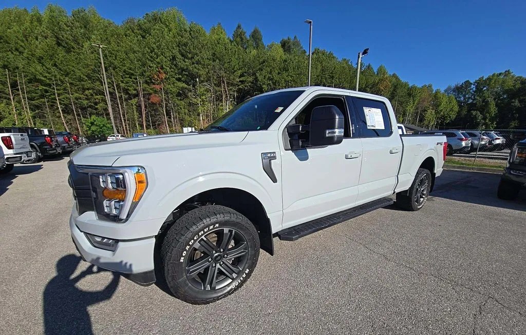 2023 FORD F-150 XLT CREW CAB MEDIUM BED - 1