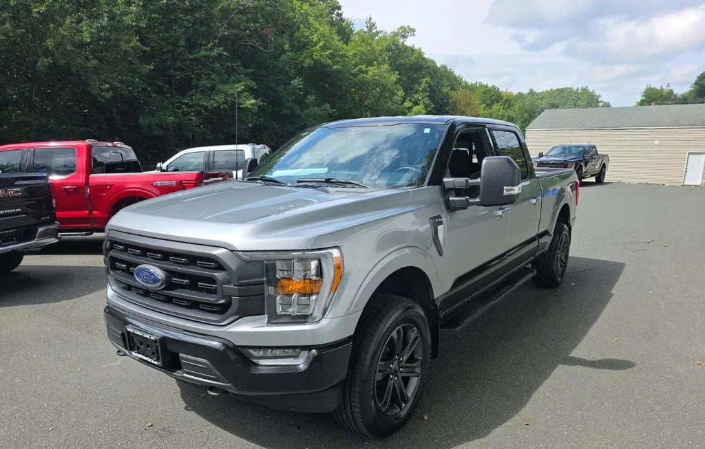 2023 FORD F-150 XLT CREW CAB MEDIUM BED - 1